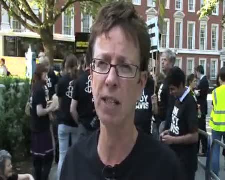 "I am Troy Davis" - vigil at the US Embassy in London