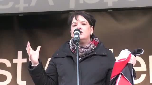 Sharan Burrow: In Solidarity, In Defiance