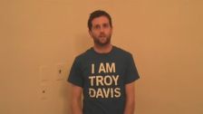 Richard from Keane shows his support for Troy Davis